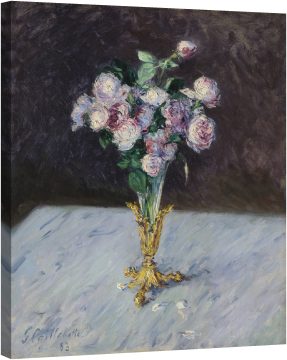 Buchet de trandafiri într-o vază de cristal