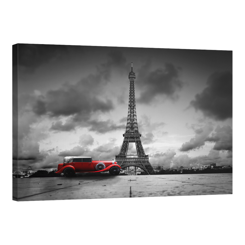 Червена кола в Париж